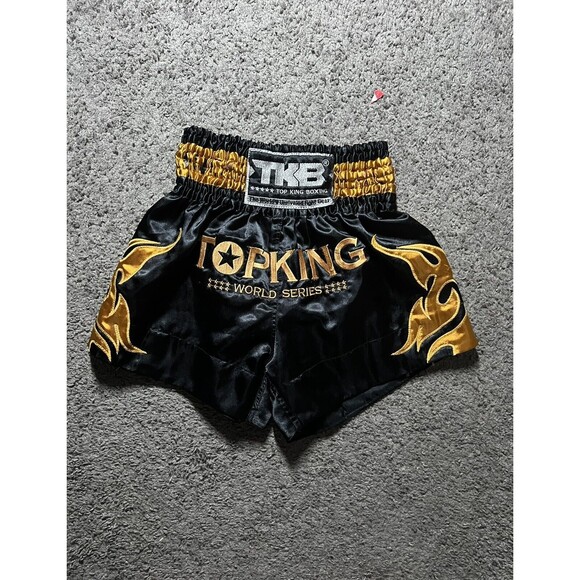 Top king gold edition world series muay thai shorts Size Medium - Picture 1 of 6